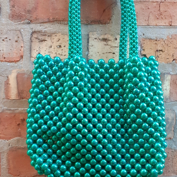 Beautiful Faux Pearl Mini Tote new - Picture 2 of 4